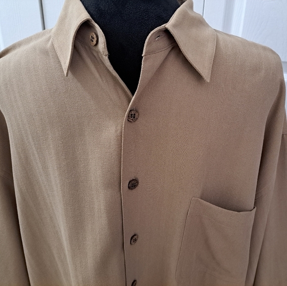 Bill Blass 100% Silk Button Down Shirt   Size XL - Picture 2 of 10